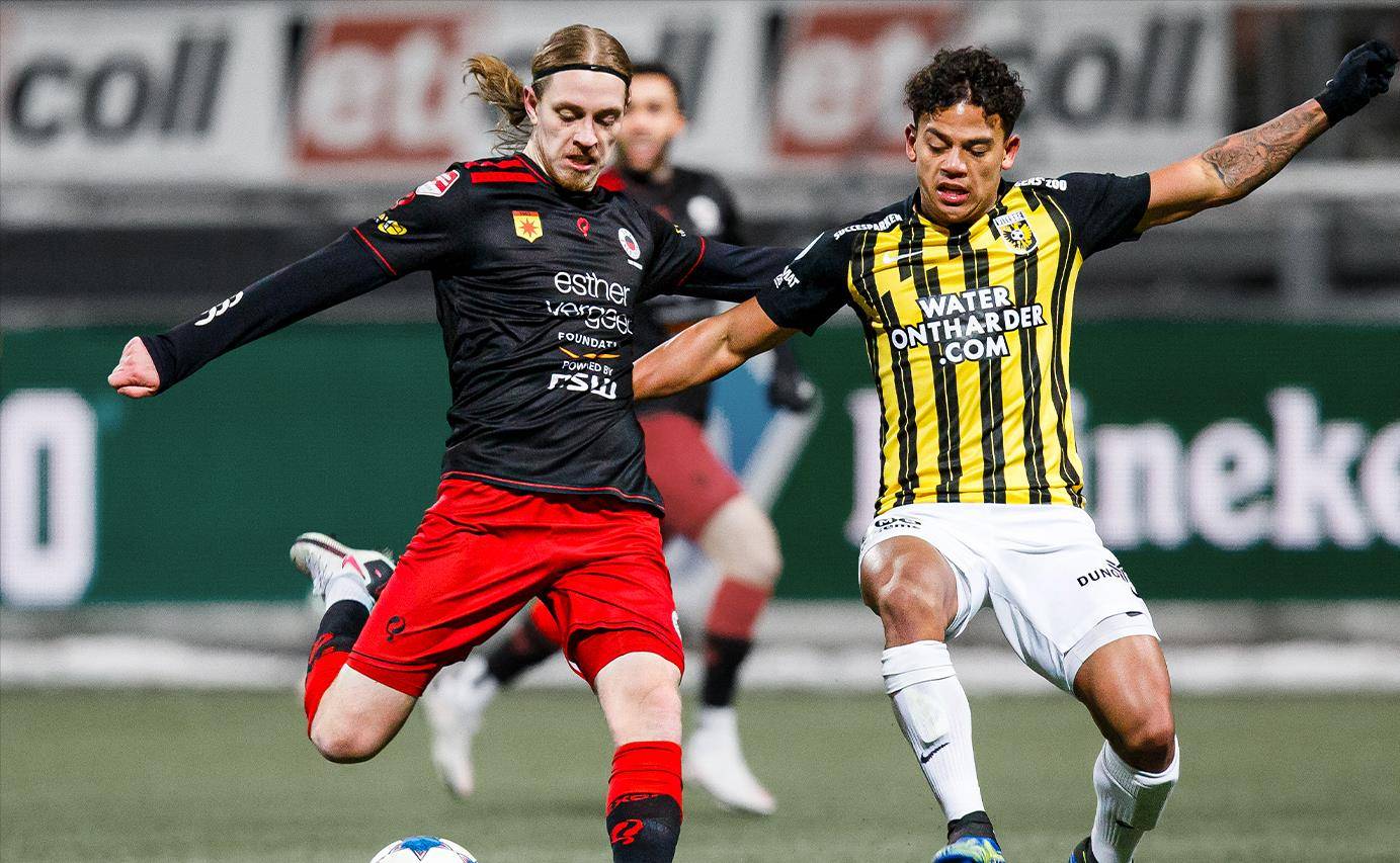 引人注目的 引人注目的